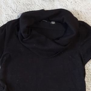 Cowl necked short sleeved Sweater